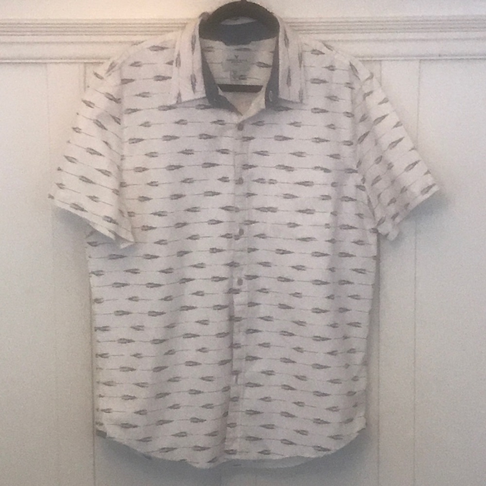 Men’s American Eagle button down size XL shirt